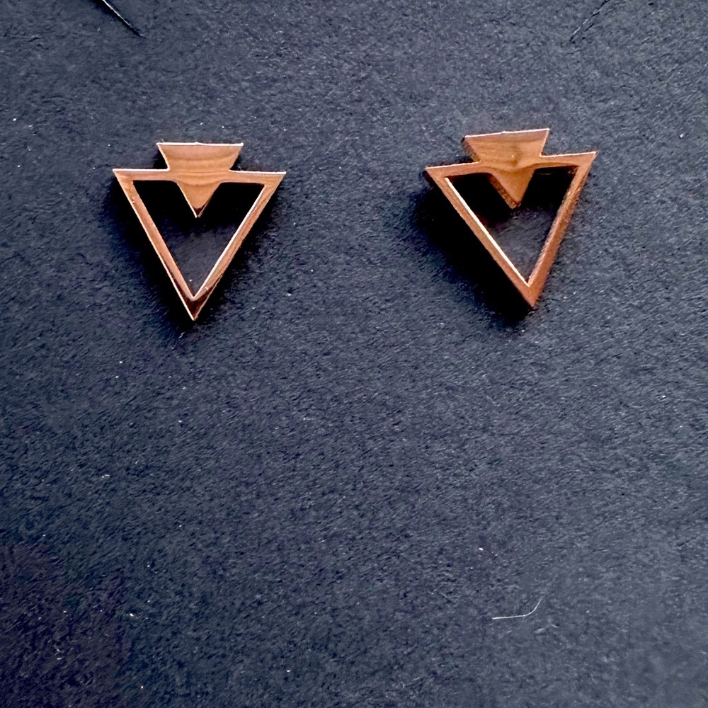 2/$15 rose gold coloured triangular shaped stud earrings